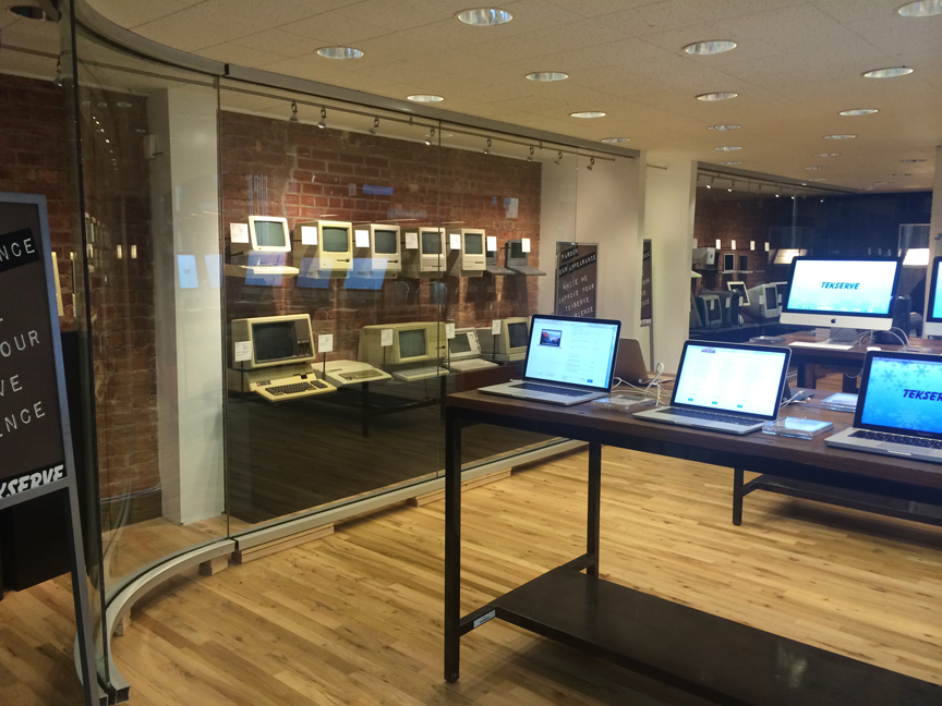 Tekserve-Mac-Museum-&-UHURU-reclaimed-wood-display-tables