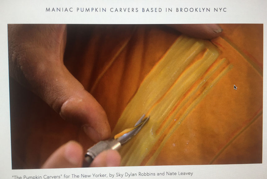 maniac-pumpkin-carvers